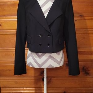 White|Black black blazer.